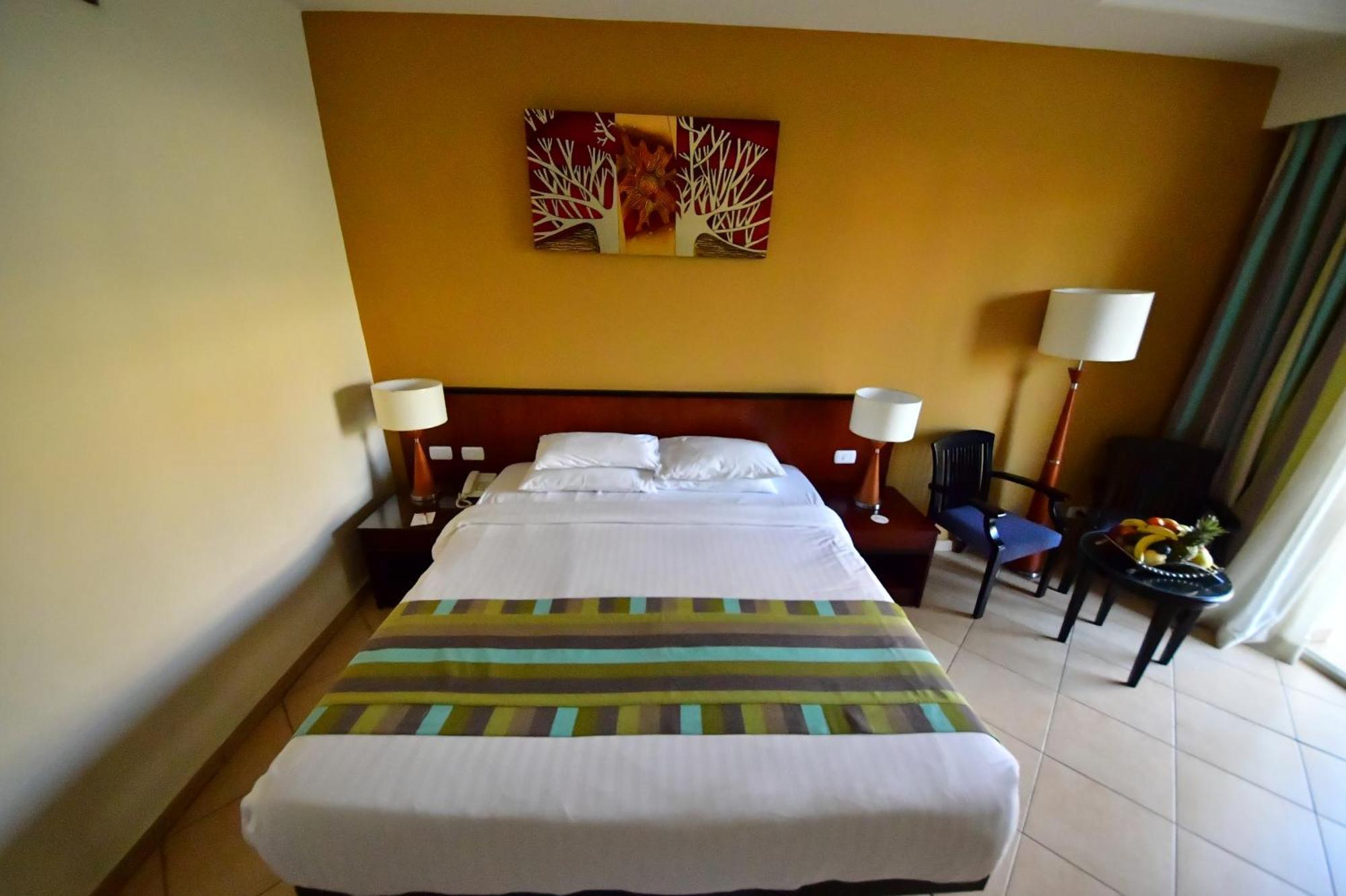 Xperience Kiroseiz Aquapark Premier-Naama Bay Hotel Sharm el-Sheikh Eksteriør billede A bedroom at the hotel