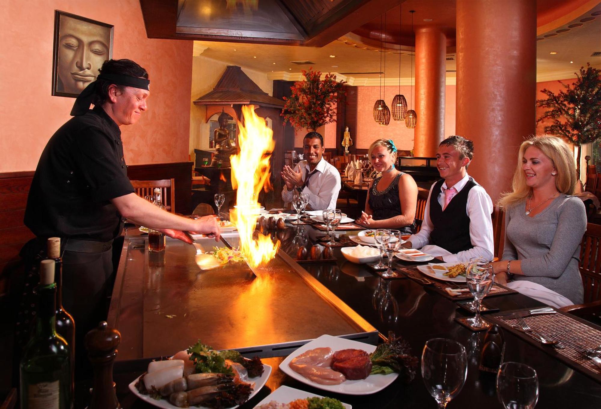 Xperience Kiroseiz Aquapark Premier-Naama Bay Hotel Sharm el-Sheikh Eksteriør billede A Japanese restaurant in the United States